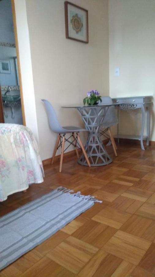 דירות São João del Rei Flat Em Local Tranquilo, Com Garagem Dois Quarteiroes Do Centro Historico, 15 Min De Tiradentes מראה חיצוני תמונה