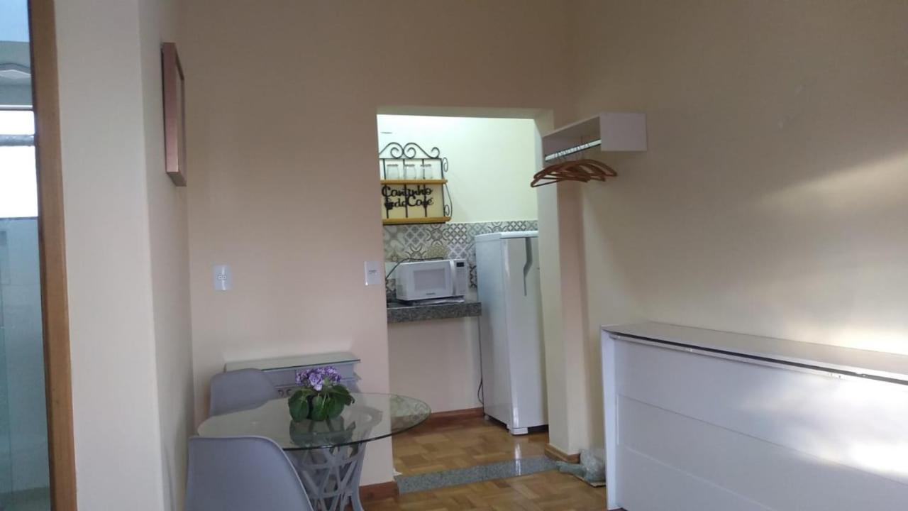 דירות São João del Rei Flat Em Local Tranquilo, Com Garagem Dois Quarteiroes Do Centro Historico, 15 Min De Tiradentes מראה חיצוני תמונה